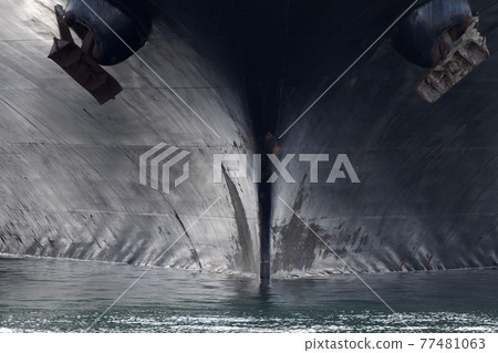 oil tanker ship prow 77481063