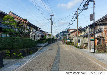 中山道柏原宿的街景(滋賀縣米原市) 中山道柏原宿的街景(滋賀縣米原市) 77491355