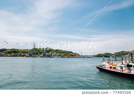 Dolsan bridge and seaside village in Yeosu, Korea 77493508