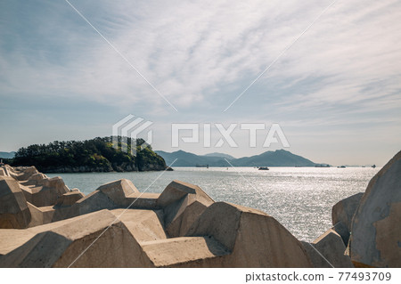 Odongdo Island and sea in Yeosu, Korea 77493709