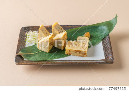 Tamagoyaki, Japanese rolled omelet 77497315