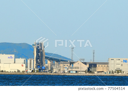 Eshima Ohashi Bridge in fine weather (solid tread slope) Eshima Ohashi Bridge in fine weather (solid tread slope) 77504514