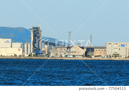 Eshima Ohashi Bridge in fine weather (solid tread slope) Eshima Ohashi Bridge in fine weather (solid tread slope) 77504515