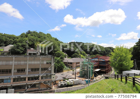 福島三春昭和復古三春市政廳政府大樓和建設中的新政府大樓 77508794