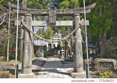 [Shirakawa Yoshimi Shrine] Shirakawa, Minamiaso Village, Aso District, Kumamoto Prefecture 77509015