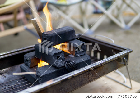 Start a fire 77509710