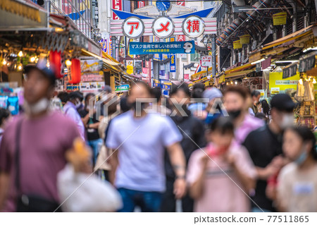 Tokyo cityscape of Japan under the third declaration. There are many people next to Ameyoko ... = May 8th 77511865