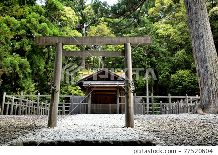 Kotai Shrine Betsugu Takiharanomiya Takihara Takihara [三重縣 Watarai 郡大樹町瀧原] 77520604