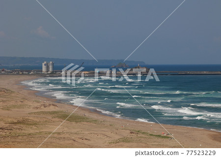 The sea of Tottori sand dune 77523229