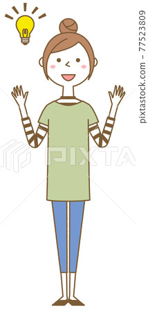 勵志的年輕女子媽媽 勵志的年輕女子媽媽 77523809