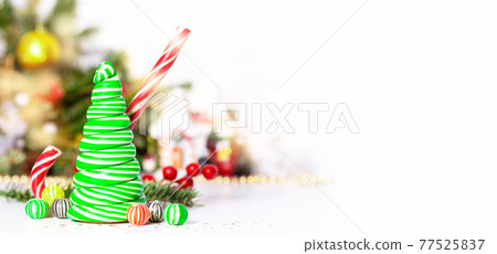 Caramel candy Christmas tree. Christmas banner concept. Caramel candy Christmas tree. Christmas banner concept. 77525837