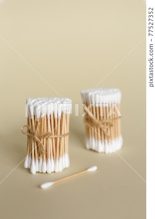 Bamboo cotton swabs on neutral background. Zero waste, plastic free lifestyle concept 77527352