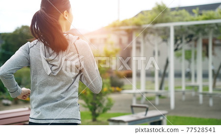 running woman running woman 77528541