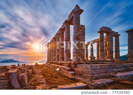 Poseidon temple ruins on Cape Sounio on sunset, Greece Poseidon temple ruins on Cape Sounio on sunset, Greece 77530360