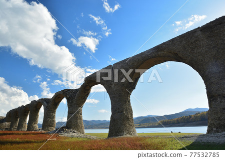 Taushubetsu River Bridge in Autumn 77532785