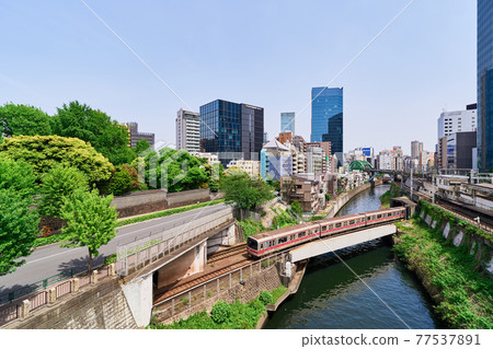 東京御茶水站周邊景色 77537891