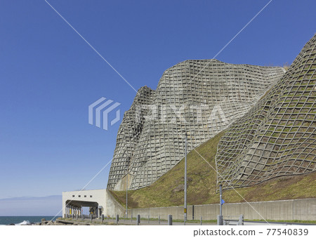 Akaiwa snow shed and free frame construction cliff Akaiwa snow shed and free frame construction cliff 77540839