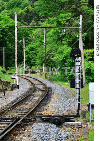 Saitama's westernmost drop-in line where C58 runs [Chichibu Railway, Mitsumineguchi Station] 77541288