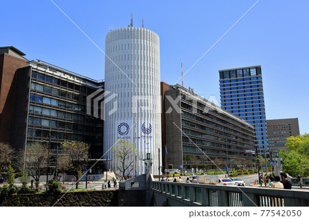 Cityscape of Otemachi, Tokyo Palace Side Building 77542050