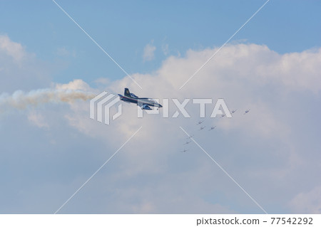 意大利空軍雜技隊“Frecce Tricolori” 意大利空軍雜技隊“Frecce Tricolori” 77542292