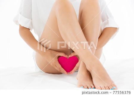 Woman with heart Woman with heart 77556376