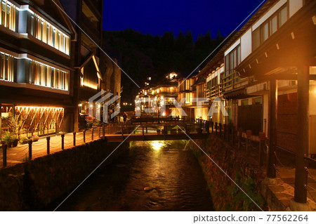 Ginzan Onsen (Obanazawa City, Yamagata Prefecture) 77562264