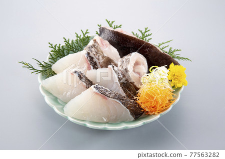 Que fillet a small amount 77563282