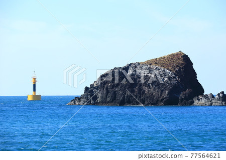 Chagyido, island, Jeju Island, uninhabited island, cliff, sea, waves, uninhabited island, submarine, lava, tourist attraction, cruise ship, Chagyido, island, Jeju Island, uninhabited island, cliff, sea, waves, uninhabited island, submarine, lava, tourist attraction, cruise ship, 77564621