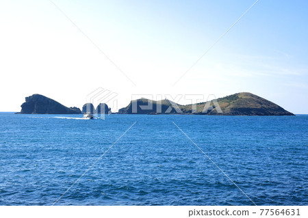 遮貴島、海島、濟州島、無人島、懸崖、大海、海浪、無人島、潛水艇、熔岩、旅遊景點、遊輪、 遮貴島、海島、濟州島、無人島、懸崖、大海、海浪、無人島、潛水艇、熔岩、旅遊景點、遊輪、 77564631