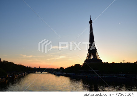 Paris sunrise, silhouette of the Eiffel Tower, taken April 24, 2021 Paris sunrise, silhouette of the Eiffel Tower, taken April 24, 2021 77565104
