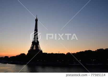 Paris sunrise, silhouette of the Eiffel Tower, taken April 24, 2021 77565114