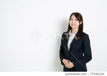 Business woman laughing with both hands in front (copy space) Business woman laughing with both hands in front (copy space) 77566185