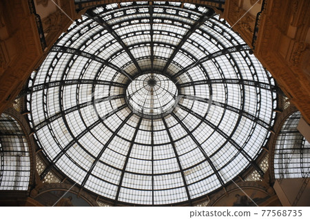 Glass Dome at the Central Crossroads, Galleria Vittorio Emanuele II, Milan, Italy Glass Dome at the Central Crossroads, Galleria Vittorio Emanuele II, Milan, Italy 77568735