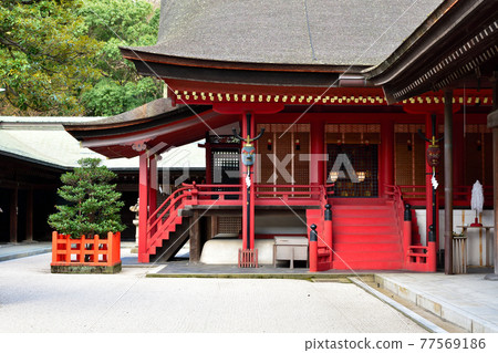 Hakozaki Shrine (Hakozaki Hachimangu Shrine) The mask of the fire king and water king of the main shrine: Fukuoka Hakozaki Shrine (Hakozaki Hachimangu Shrine) The mask of the fire king and water king of the main shrine: Fukuoka 77569186