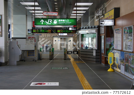 At Iwatenumakunai Station (Tohoku Shinkansen ticket gate) At Iwatenumakunai Station (Tohoku Shinkansen ticket gate) 77572612