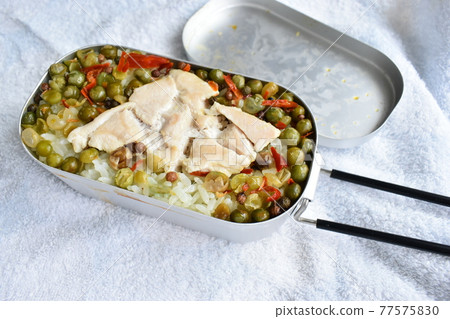 Mestin cooking cooked rice Mestin cooking cooked rice 77575830