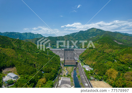 Early summer early summer dam Early summer early summer dam 77578997