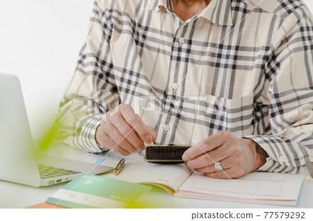 高級男性壽終印章在手 高級男性壽終印章在手 77579292