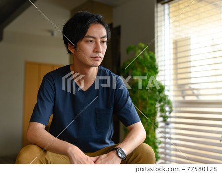 男性肖像』 77580128