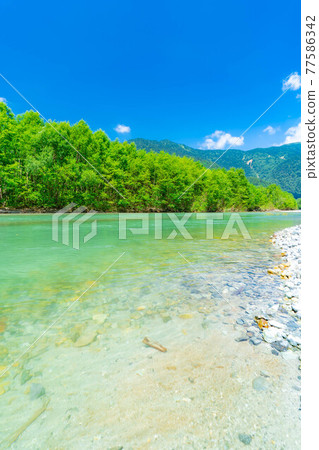 Kamikochi in summer Azusa River [Nagano Prefecture] 77586342