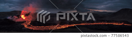 Fagradalsfjall volcanic eruption in the night, Iceland Fagradalsfjall volcanic eruption in the night, Iceland 77586543