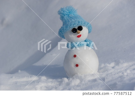 戴墨鏡的雪人 77587512