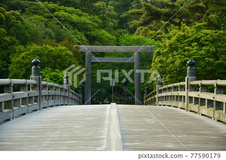 伊勢神宮的神秘景色 伊勢神宮的神秘景色 77590179