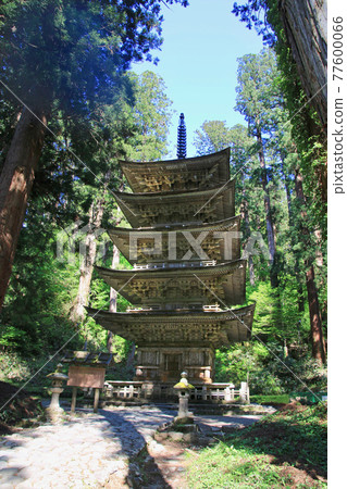 National Treasure Five-story Pagoda, Mt. Haguro (Tsuruoka City, Yamagata Prefecture) 77600066