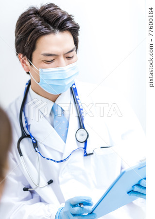 醫生詢問有關冠狀病毒疫苗接種的問題 醫生詢問有關冠狀病毒疫苗接種的問題 77600184