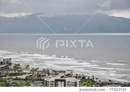 Da Nang beach, Vietnam. Named also China beach, it was the place where the American MASH unit operated during the Vietnam war Da Nang beach, Vietnam. Named also China beach, it was the place where the American MASH unit operated during the Vietnam war 77601585