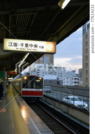 Platform of Osaka Metro Higashimikuni Station Platform of Osaka Metro Higashimikuni Station 77614232
