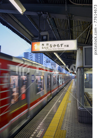 Platform of Osaka Metro Higashimikuni Station 77614673
