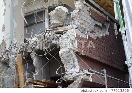 拆遷工作 77615296