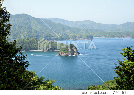 View of Nie Bay and Makishima from Akebono Observatory (Ukura Garden) 77616161